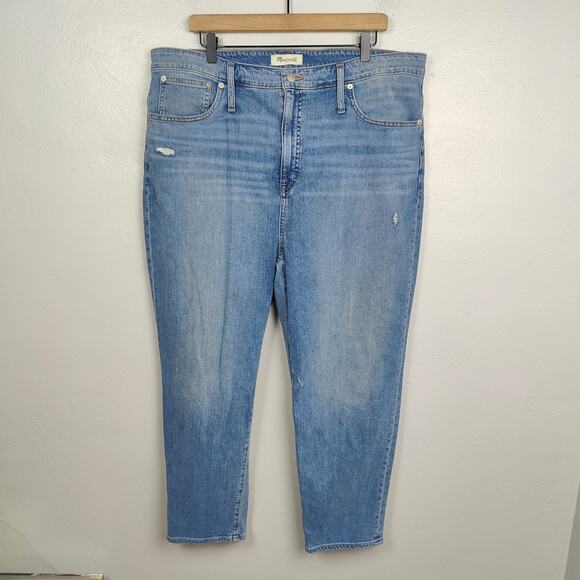 Madewell Denim - Madewell Classic Straight Jeans Women 35 Corson Medium Wash Distressed Plus Size